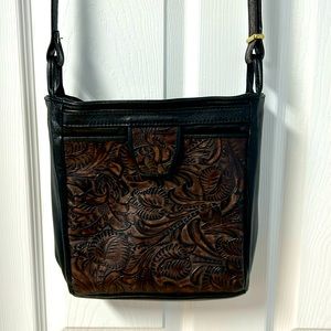 D’Onofrio Handmade Leather crossbody purse